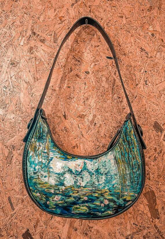 2-Hr Bag Painting - Leather Paint - Upper Thomson studio setup: where you meet and how the session starts