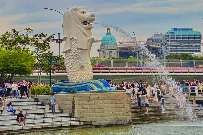 2 Pax Bundle Singapore River Cruise and Stunning Light Shows - A 4-hour night route that links three iconic areas