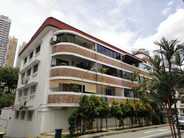Botanic Gardens & Tiong Bahru Walking Tour with Breakfast - Key things to know before you go