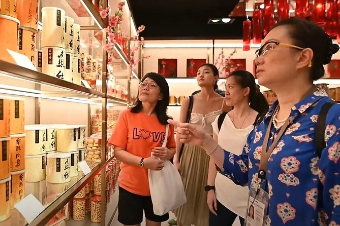 Chinatown Hidden Treasures Local Guided Walking Tour - Stop 3: Buddha Tooth Relic Temple and Museum, a Short Culture Pause