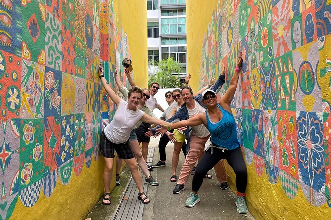 Eat Snap Katong Walking Food Tour - Stop 1: Katong-Joo Chiat, Cafes Next to Old-School Coffee Shops