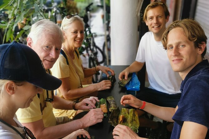 Eat Snap Katong Walking Food Tour - 3 Hours With a Max of 10: The Guide Makes a Real Difference