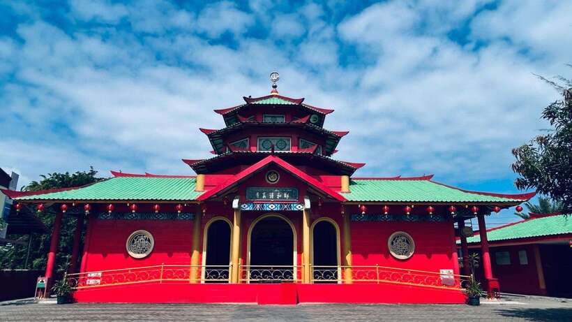 From Singapore, Batam Heritage Day Tour with Lunch & Massage - Getting from Harbourfront to Batam without stress
