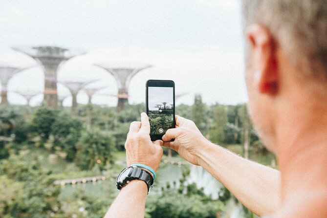 Highlights of Singapore Instagram Walking Tour - Kampong Glam: Arabic-Style Streets and Neighborhood Atmosphere