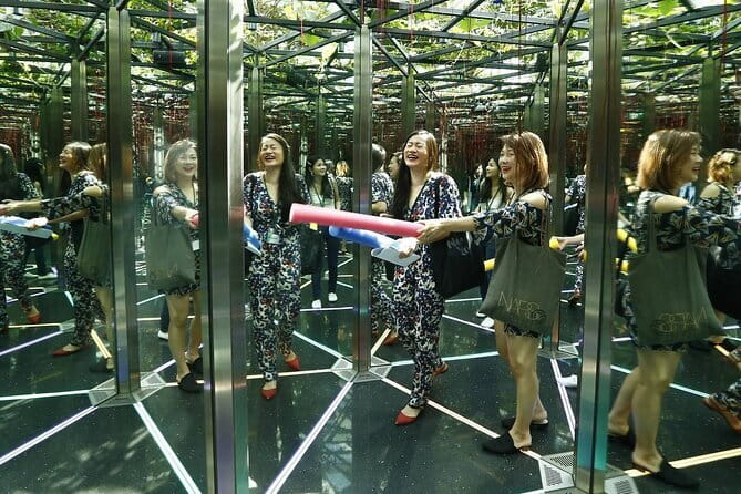 Jewel Changi Airport Canopy Park Tickets - Topiary Walk: art you can actually stroll through