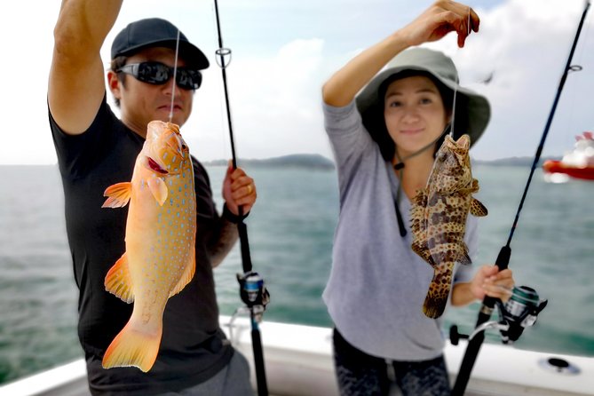 Join-in Catch and Cook Fishing Trip at Southern Islands Singapore - The fishing lesson part, where first-timers actually get help
