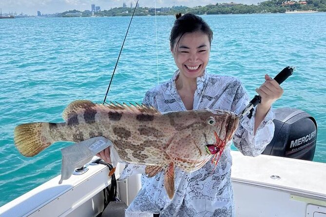 Join-in Yacht Fishing at the Southern Islands of Singapore - A 4-hour Southern Islands fishing day that fits real travel schedules