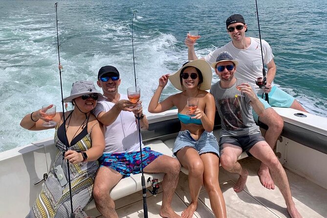 Join-in Yacht Fishing at the Southern Islands of Singapore - The boat experience: luxury feel, with real coaching for beginners