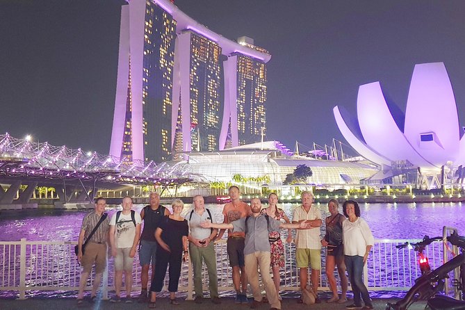Marina Bay Night Cycling Tour - Marina Bay Sands Promenade, Merlion Park Photos, and the Classic Details