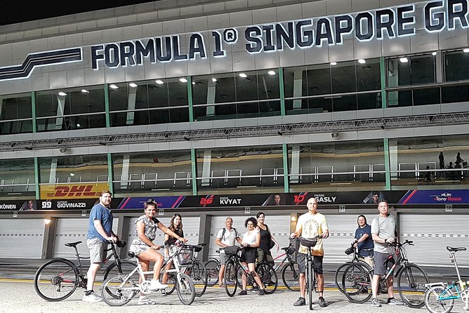 Marina Bay Night Cycling Tour - Night Water Displays and the Timing Trick