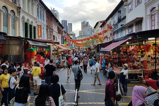 Nostalgic Chinatown of Singapore - Chinatown Heritage Centre on Pagoda Street: Restored Shophouses With Stories