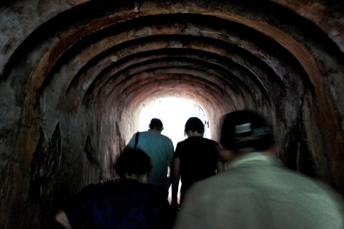 Of Graves, Guns & Battles™: A Tour of Fort Canning Hill - Keramat Sultan Iskandar Shah: A Short Stop With Serious Meaning