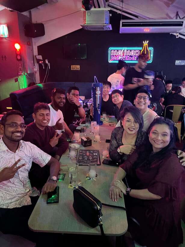 Party Singapore Bespoke Pub Crawl - Who this pub crawl is best for