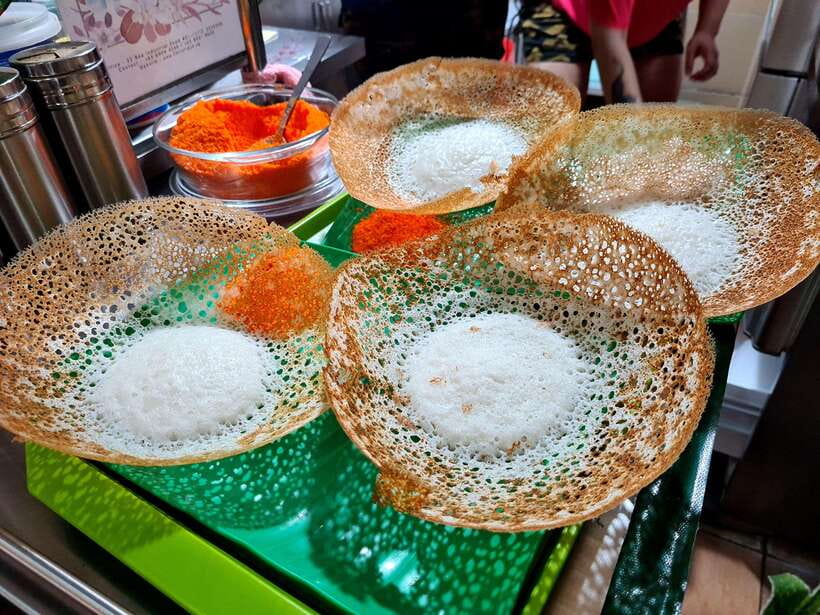 Personalised 3in1 Food Tour: 3 Cultural Trails of Singapore - Little India MRT to Sri Veeramakaliamman: food starts with faith