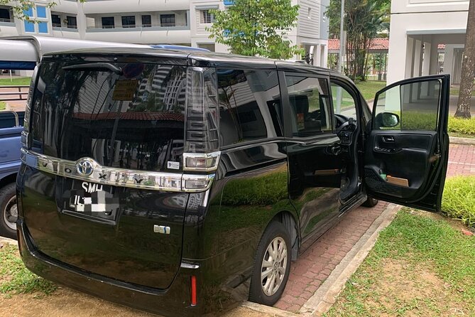 Private Airport Transfers in Singapore - Timing, Night Surcharge, and Extra Fees to Watch