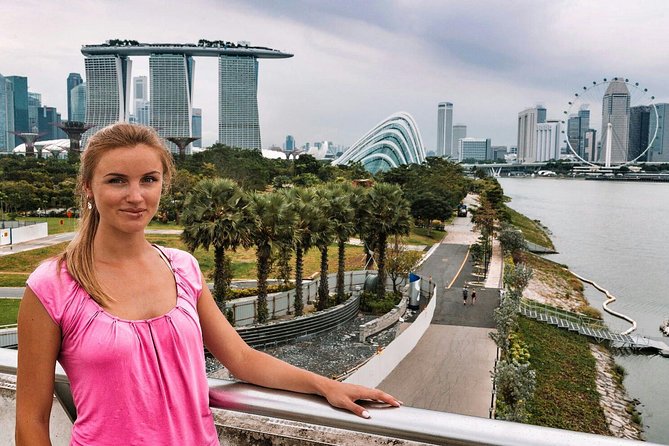 Private Customised Shore Excursion in Singapore By Car - The Hello Singapore start: how pickup sets the tone