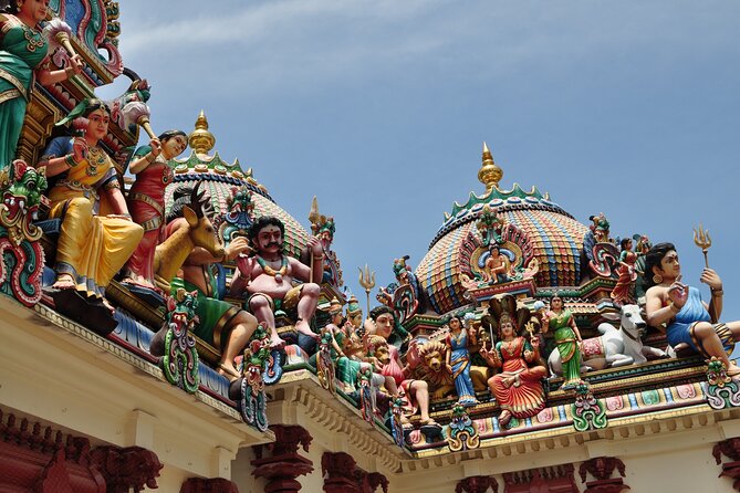 Private Singapore Chinatown, Little India and Temples Guided Tour - What the guide style means for your day