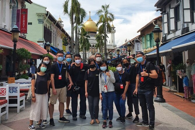 Private Singapore Walking Tour with a Local- Half day or Full Day - Civic District for Colonial Traces and the Trading Outpost Story (45m)