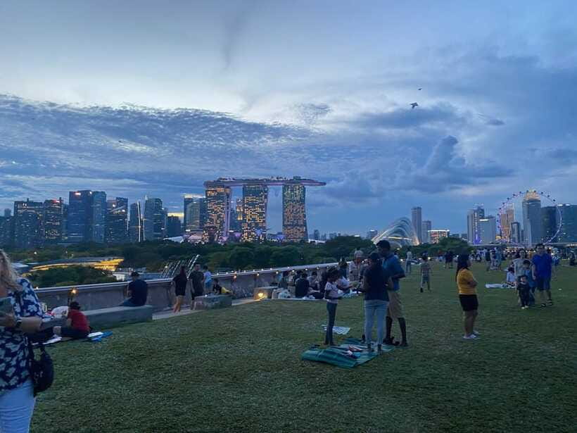 Private Tour sightseeing Marina Bay Sands+River Cruise(Max6) - Singapore River cruise: history you experience from the water