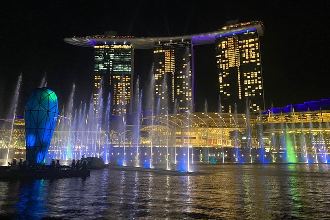 Private Tour Singapore Nighttime sightseeing + River Cruise(Max6) - Key things you’ll notice on this night tour