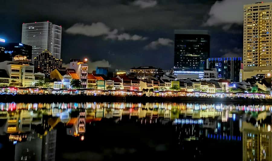 Secrets of Singapore Kick Scooter Tour with Dinner - Robertson Quay beer break, and why the timing feels right