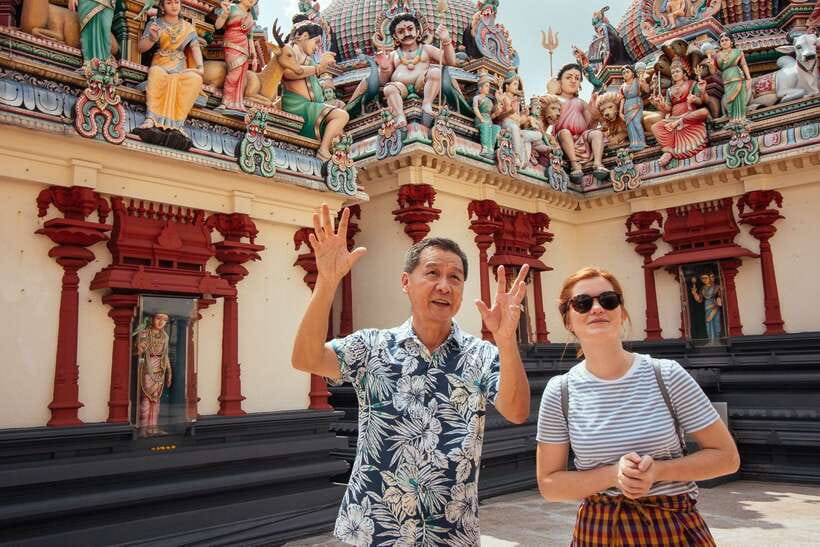 Singapore: 7-Hour Full Coverage Private Tour with a Local - Merlion Park: the photo stop that becomes orientation