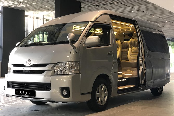 Singapore Arrival Ground Transfer in Limo-Bus - Why This Changi Limo-Bus Transfer Feels Different Than Usual