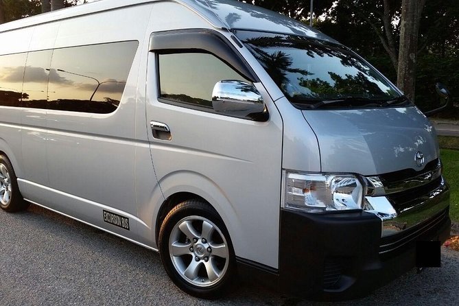 Singapore Arrival Transfer (Airport to Hotel) - Inside the Van: A/C Comfort, Seatbelts, and Local Tips