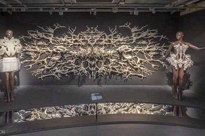 Singapore ArtScience Museum Admission E-Ticket - Future World and teamLab digital installations: the part you will want extra time for