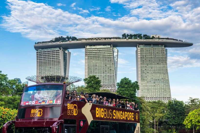 Singapore: Big Bus Hop-On Hop-Off Tour by Open-Top Bus - Comfort, Audio Commentary, and What to Do With the Heat