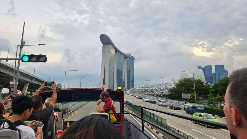 Singapore: Big Bus Night Tour by Open-Top Bus & Live Guide - Telok Ayer market flavor, street-snack energy, and what to do with your time
