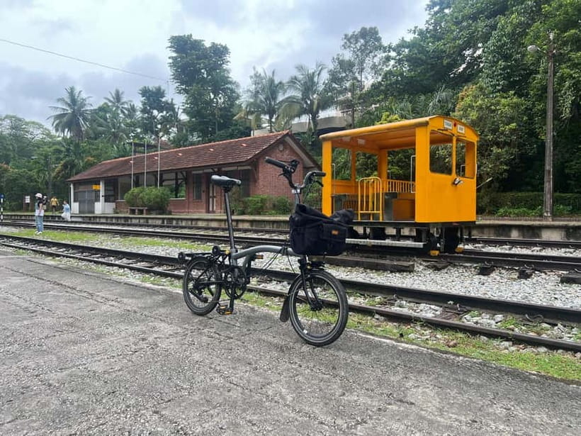 Singapore Brompton Bike Tour from Rail Corridor, with food! - Pace, roads, and your comfort: what to expect while riding
