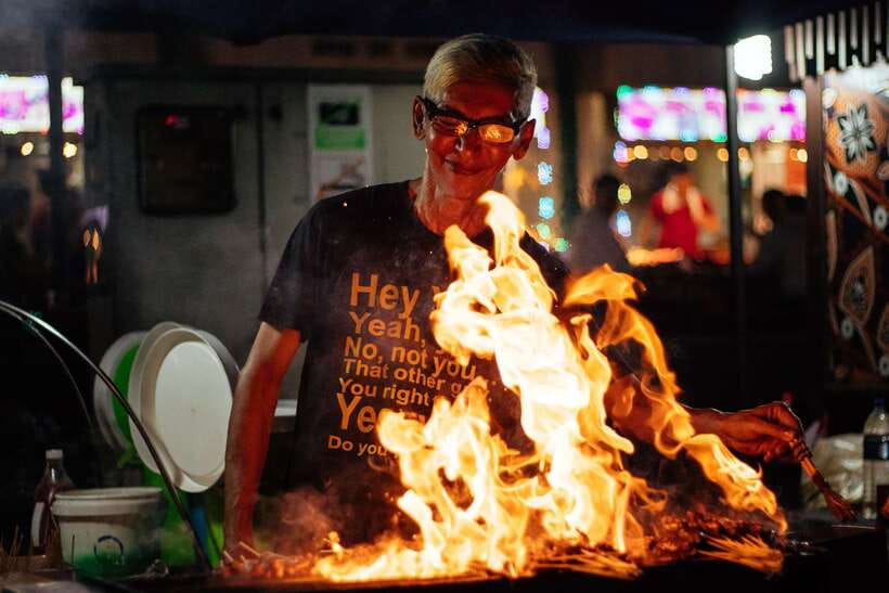 Singapore by Night 2.5-Hour Private Tour - Chinatown After Dark, With a Guide Who Makes It Make Sense
