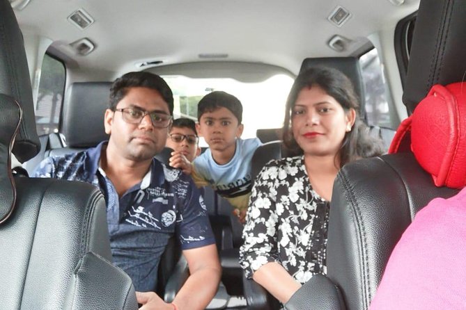 Singapore Changi Airport: Private Arrival Transfer with Meet & Greet Service - The small practical checks that prevent day-of headaches