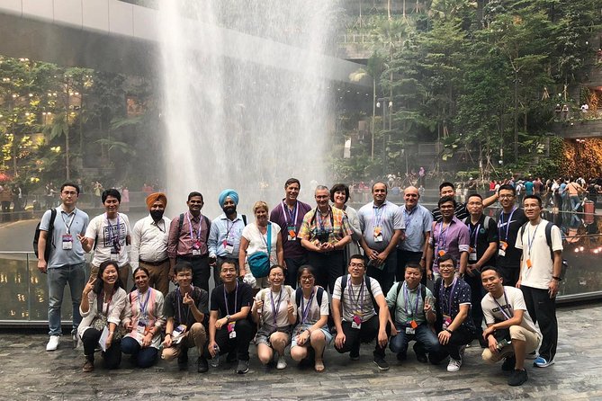 Singapore Changi Jewel Highlights Walking Tour - Who this Jewel highlights tour suits best