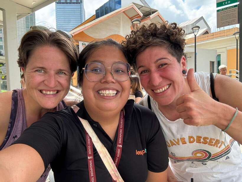 Singapore: Chinatown and Little India Guided Walking Tour - Walking pace, rain plans, and what to wear