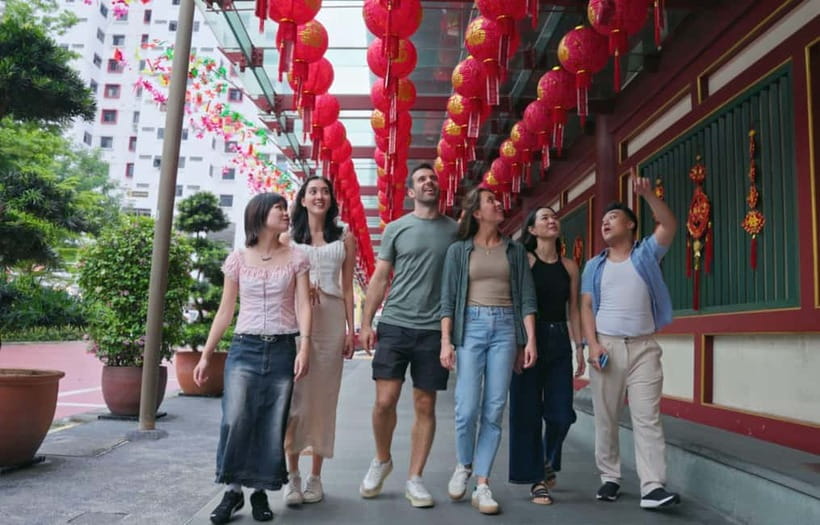 Singapore: Chinatown Food Tour with 6 Tastings - Practical tips that make the experience feel easy