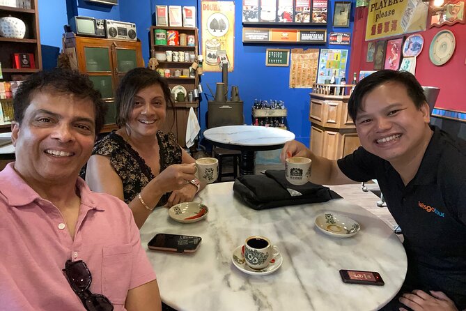 Singapore: Chinatown Hawker Food Tasting Tour - What eight tastings feels like in real life