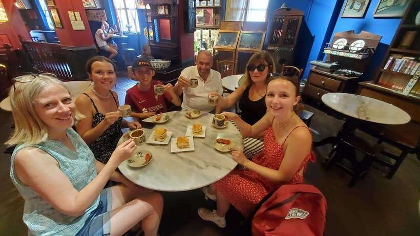 Singapore: Chinatown Hawker Guided 8-Dish Tasting Tour - Chinatown Hawker Food, Without the Guesswork