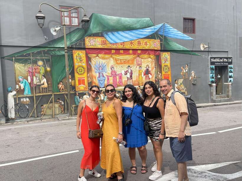 Singapore: Chinatown Hawker Guided 8-Dish Tasting Tour - Chinatown Walks That Actually Add Meaning