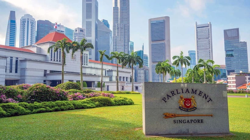Singapore: City Highlights Walking Tour & Singapore River - Why the Guide Quality Changes Everything (Yong, Corliss, Yap, Colin Goh)