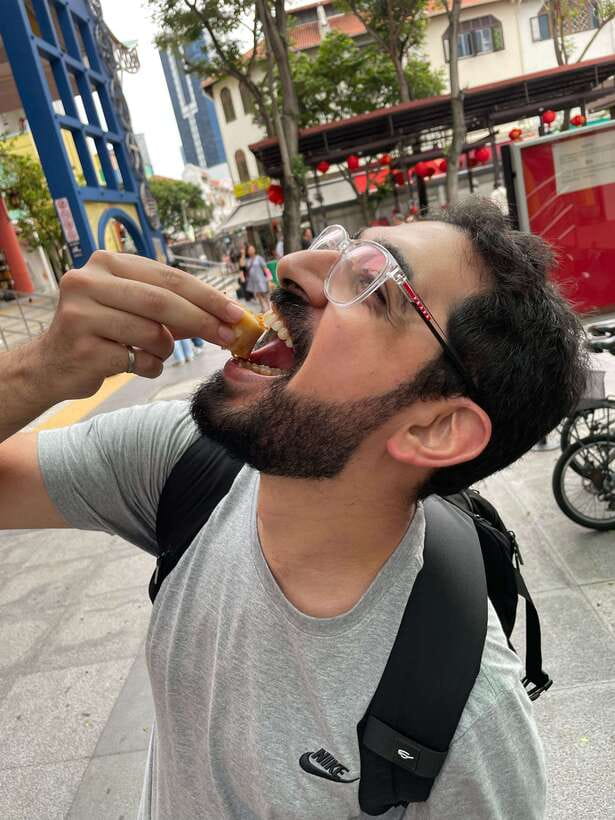 Singapore: Food and Bike Tour - Downtown - A Downtown Bike Food Tour That Feels Like City Sightseeing