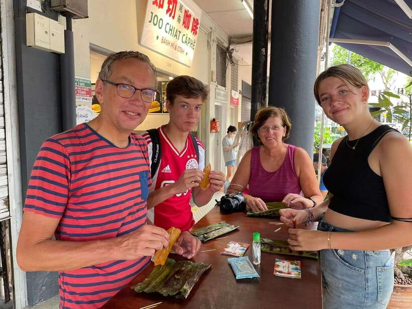 Singapore: Food and Bike Tour: Katong District - Who Should Book This Katong Food and Bike Tour