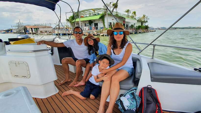 Singapore: Guided Boat Tour and Kelong Fish Farm Visit - Key things that make this tour worth your time