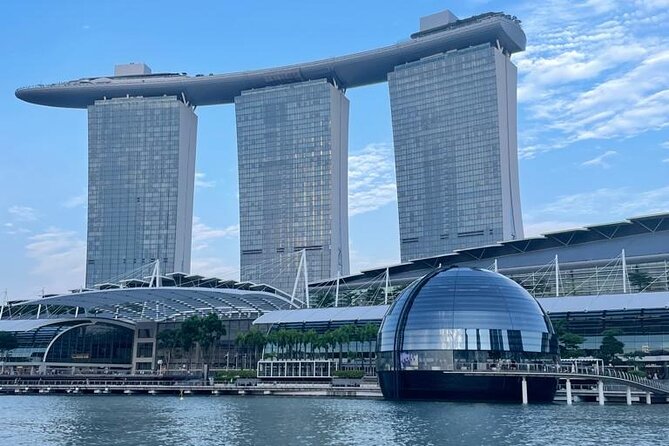 Singapore Half Day City Tour w Skypark and Gardens By The Bay - Merlion Park: fast photos and big-city orientation in 20 minutes