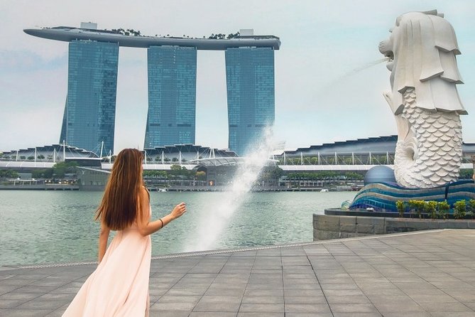 Singapore Instagram Private Walking Tour (Private & All-Inclusive) - Marina Bay Sands Casino to the Helix Bridge: the “big skyline” sequence