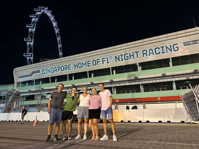Singapore: Light to Night Bike Tour - Getting started at Nicoll Highway MRT, and why the meeting point matters