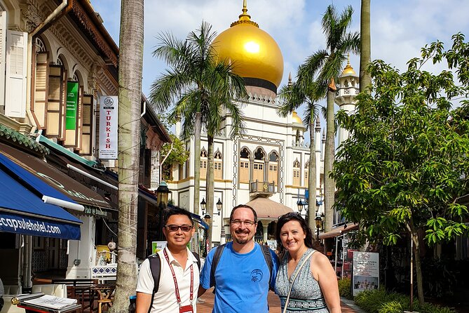 Singapore Like a Local: Private & Personalized Experience 3-4hrs - Sultan Mosque area: Malay-Muslim identity, textiles, and street art