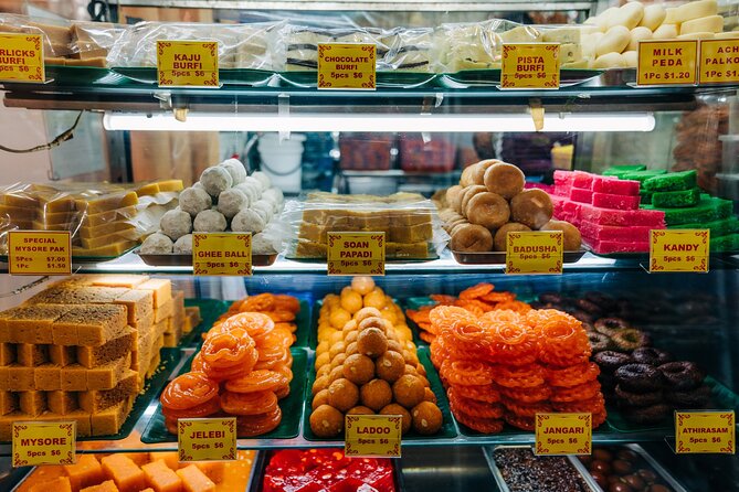 Singapore: Little India Hawker Food Tasting Tour - Street art photos and the culture behind the spice