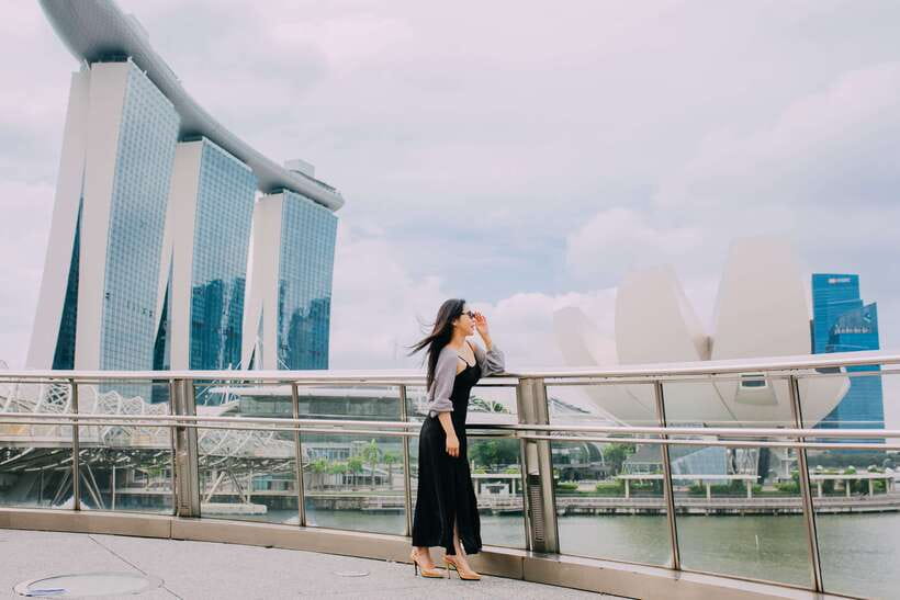 Singapore: Moments in the City Private Photography Session - Marina Bay and Gardens by the Bay, shot on foot in 90 minutes